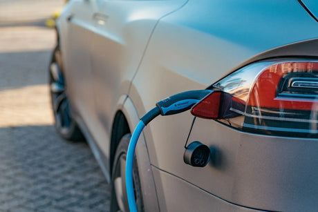 Jeremy Hunt Looks to Tax Electric Cars to Fill £35bn black hole